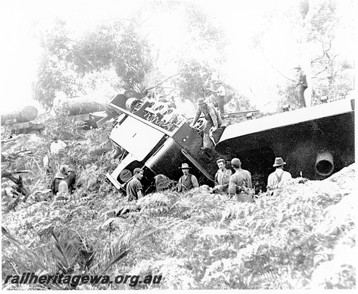 P24211
Millars loco 