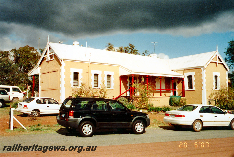P24307
Ex MRWA station building, Gingin, MR line, end and rear view
