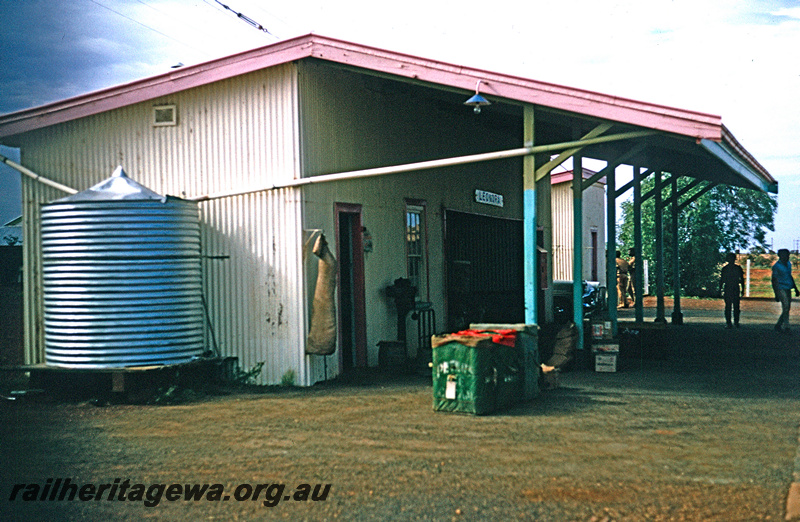 P24346
Leonora Station - goods on platform to loaded onto train. KL line.
