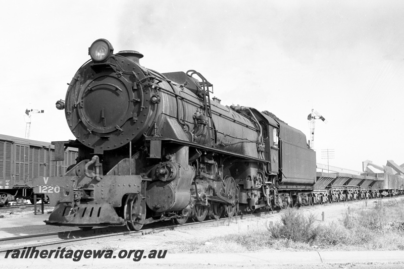P24353
V class 1220, on No 23 goods to York including hopper wagons, signals, louvre vans, conveyors, leaving Midland, ER line, front and side view 

