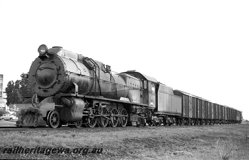 P24393
S class 542 