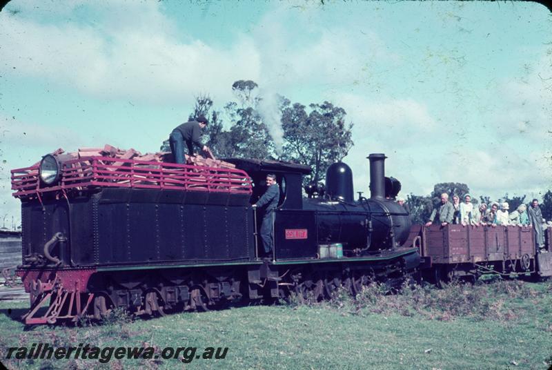 T00006
ARHS Vic Div visit, SSM No.7, RA class wagon, Shannon River, hauling passengers on open wagons
