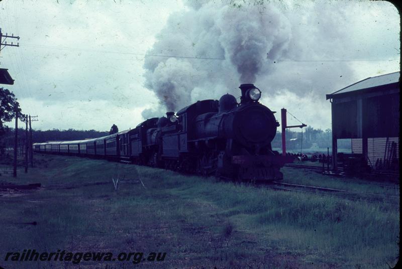 T00034
ARHS Vic Div visit, FS class 427, near Collie, BN line, double heading with another F class on tour train
