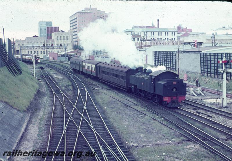 T00035
ARHS Vic Div visit, DM class 582, track, Perth, ER line, on suburban passenger train just east of Perth Station.
