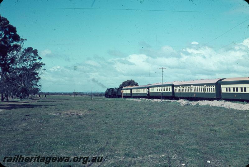 T00037
ARHS Vic Div visit, Katanning area, GSR line, tour train
