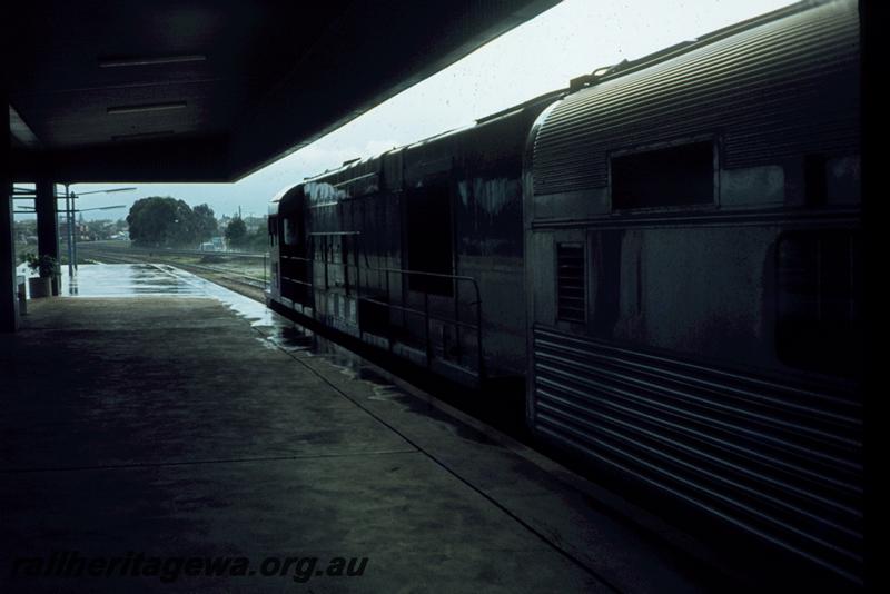 T00090
K class 203, East Perth Terminal, heading 