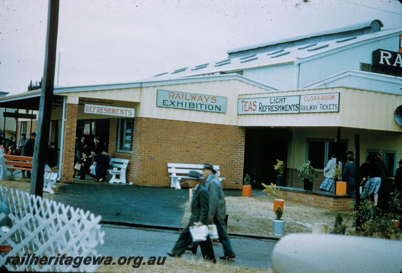 T00135
Royal Show display, Claremont Showgrounds, outside of building, same as T0180
