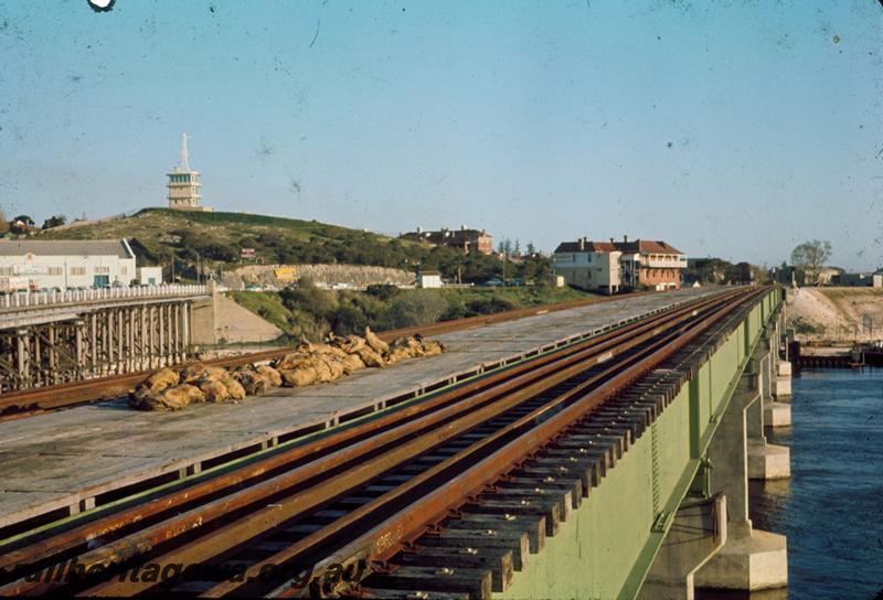 T00139
Steel girder bridge, North Fremantle looking south.
