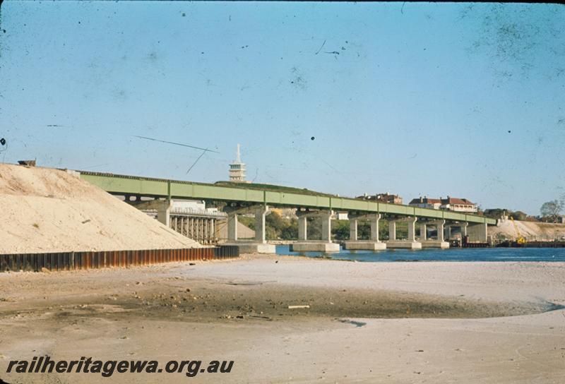 T00140
Steel girder bridge, North Fremantle looking south.
