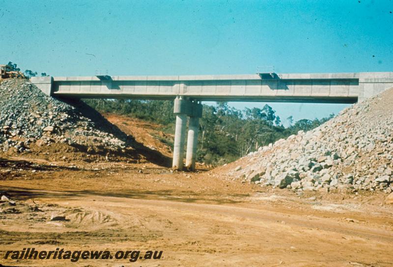 T00144
Concrete bridge, Wooroloo bridge, Standard Gauge Avon Valley Line
