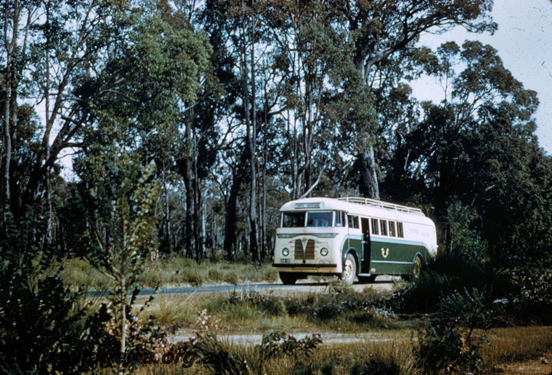 T00173
Railway Road Service bus, Passenger/Freighter, on road. Same as T0174
