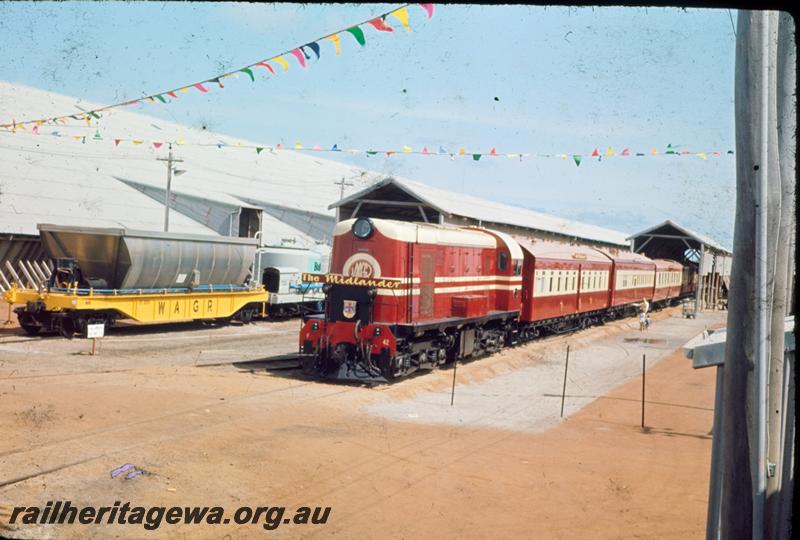 T00196
Geraldton Exhibition, 