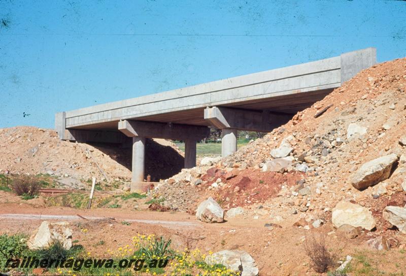 T00221
Concrete bridge, Toodyay Bridge, Standard Gauge Avon Valley Line
