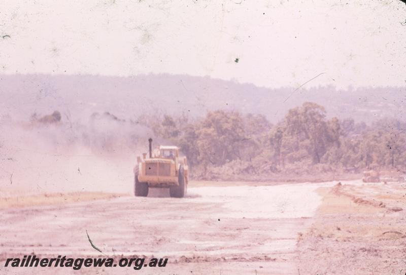 T00223
Earthworks, just south of Toodyay Rd, Standard Gauge Avon Valley Line
