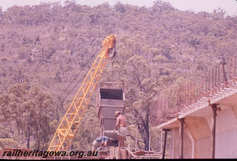 T00227
Concrete bridge, Wooroloo Bridge, Standard Gauge line
