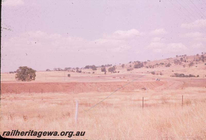 T00240
Earthworks, end of Leighton's contract, Standard Gauge Avon Valley Line
