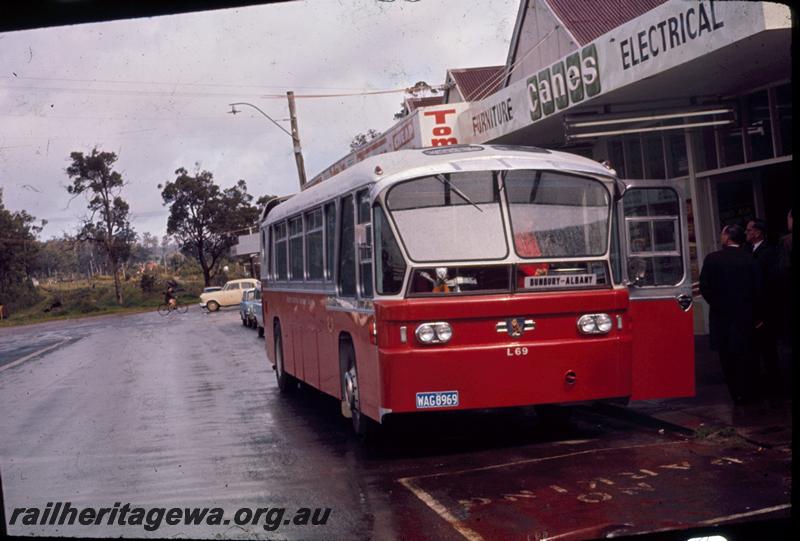 T00262
Railway bus L69 at Manjimup on Bunbury-Albany service
