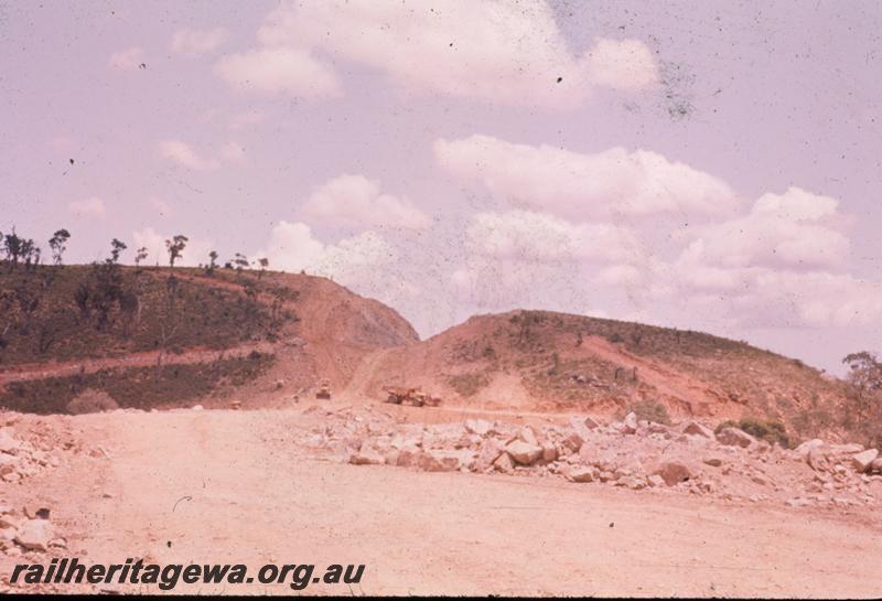 T00310
Standard Gauge construction, Avon Valley line, Explosion Hill from the East
