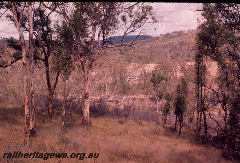 T00323
Standard Gauge construction, Avon Valley line, Wooroloo Bridge in distance
