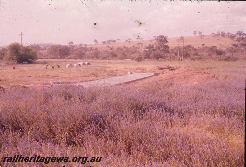 T00336
Standard Gauge construction, Avon Valley line, Culvert foundation at 56m 35ch.
