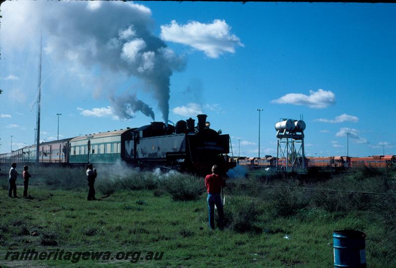 T00348
ARHS City Circle Tour, DD class 592, departing Forrestfield.
