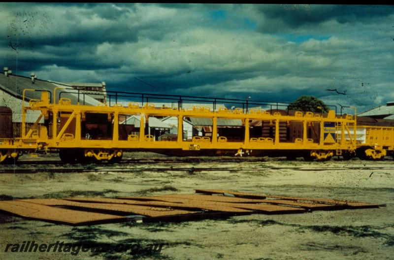 T00363
WMX class 34030 standard gauge car carrier wagon, Midland, same as P7449
