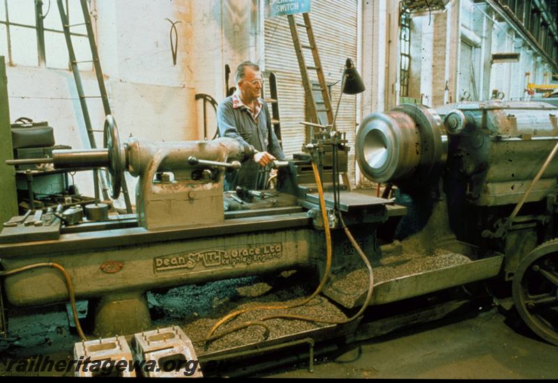 T00375
Machine Shop, Block 3, Midland Workshops, machining heads for Crossley diesel engines on the lathe

