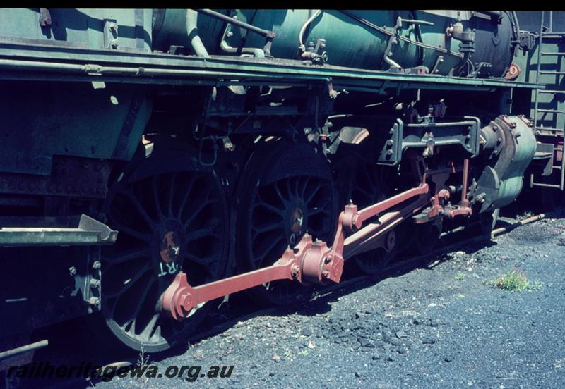 T00387
PM class, Narrogin, showing the motion gear
