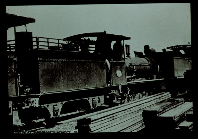 T00399
A class 3, rear view, derelict
