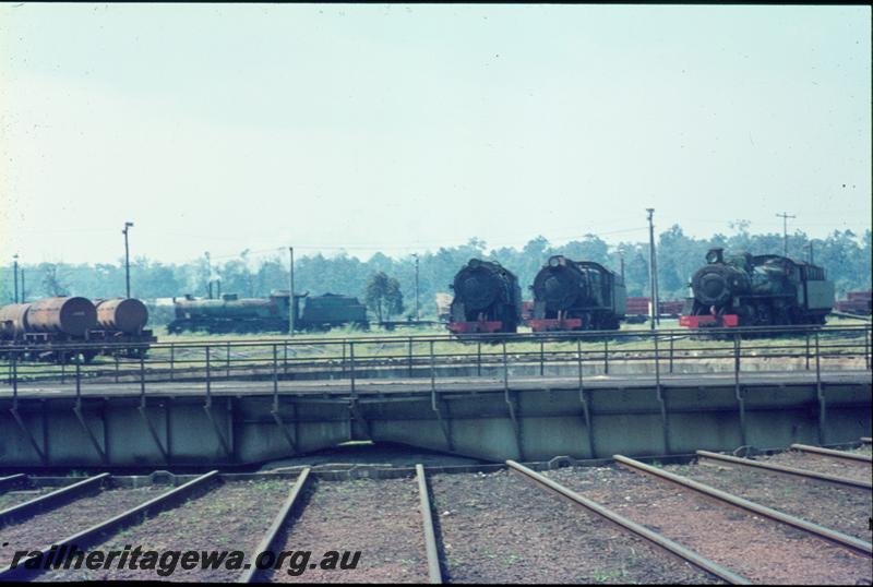 T00405
Turntable, Collie loco depot
