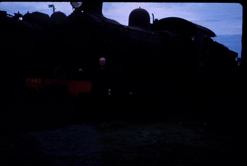 T00410
FS class 460. Collie loco depot, Very dark image.
