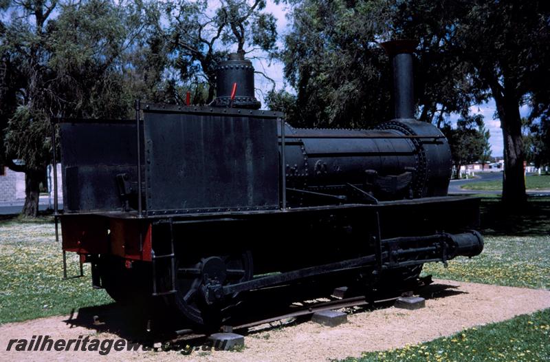 T00414
Loco 