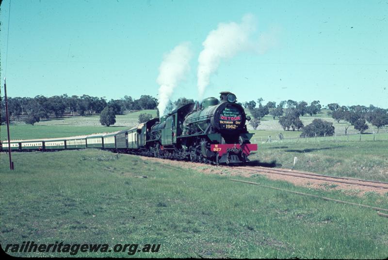 T00449
ARHS Vic Div visit, W class 927 double heading, DK line, on tour train
