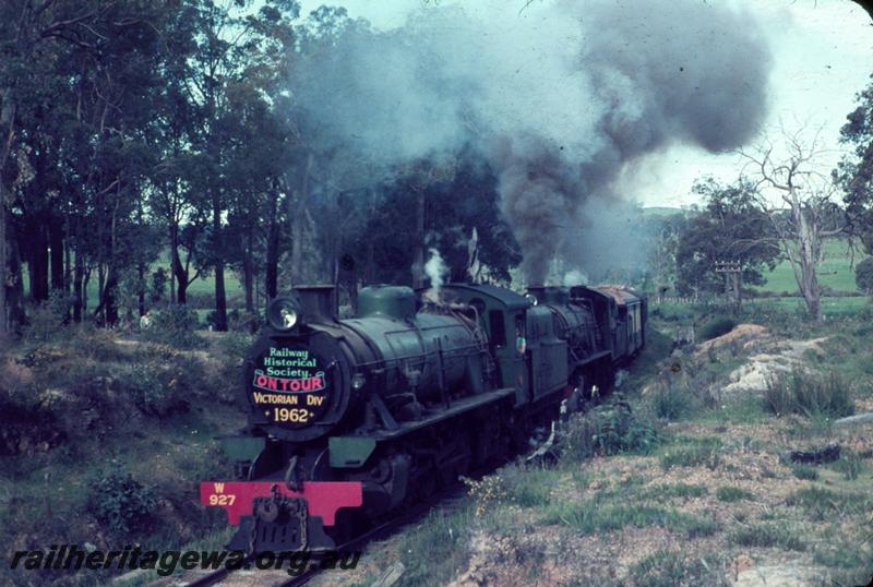 T00450
ARHS Vic Div visit, W class 927 double heading, on tour train
