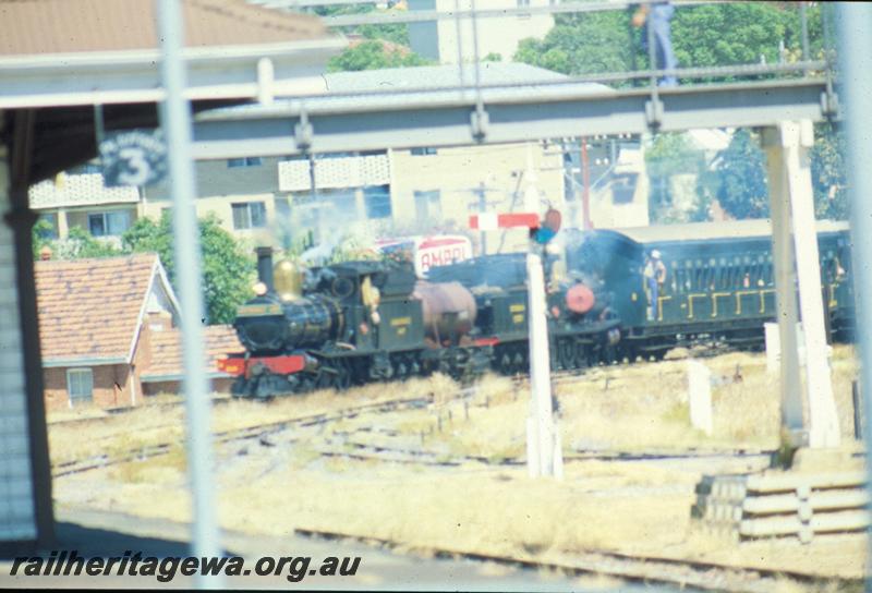 T00475
Centenary of the Fremantle to Guildford Railway, G class 233, on tour train
