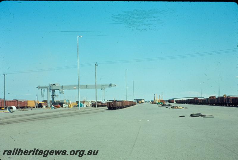 T00497
Container gantry, Forrestfield Yard? Kewdale, 
