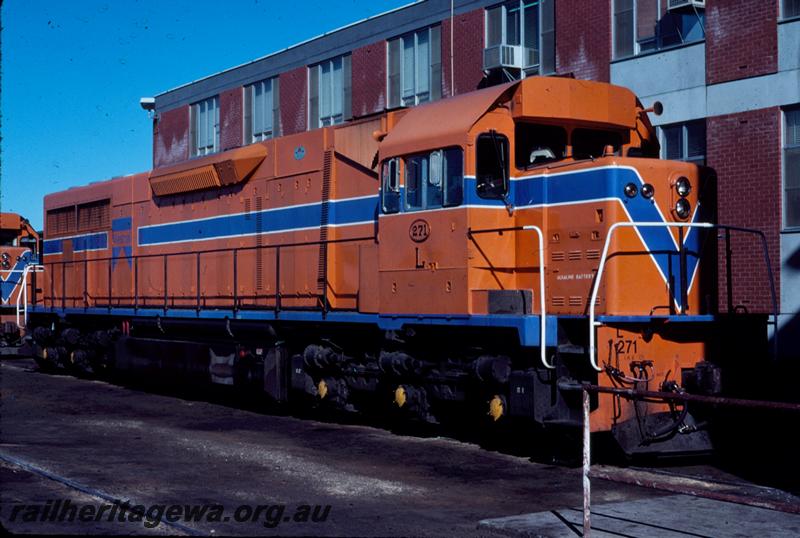 T00540
L class 271, Forrestfield Yard, orange livery, newly painted, side and front view

