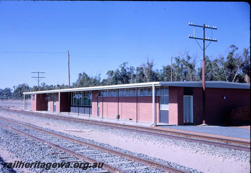 T00617
Station building, Kwinana, looking east
