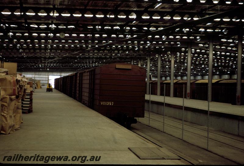 T00688
Inwards Shed, Kewdale Freight Terminal, internal view
