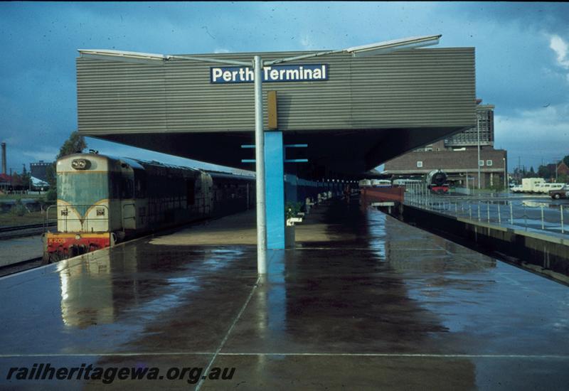 T00714
K class 203, East Perth Terminal, heading 