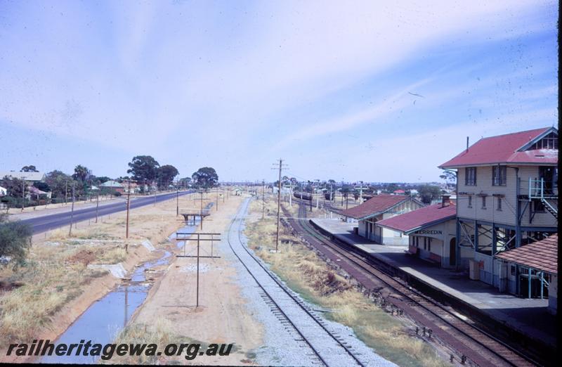 T00731
Station. signal box, Merredin EGR line, new Standard Gauge Line
