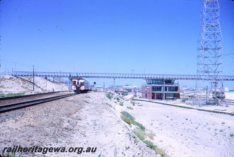 T00747
ADG/ADX class railcar, footbridge, light tower, Yardmaster's office, Leighton Yard
