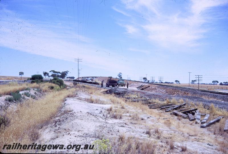 T00766
Flyover, narrow gauge over Standard Gauge, Bungalla, looking west
