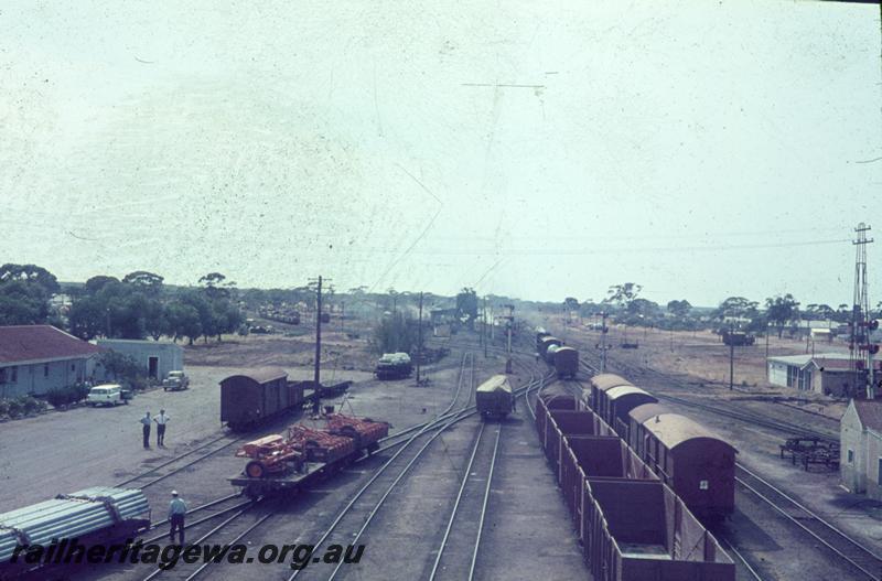 T00809
Merredin Yard looking east
