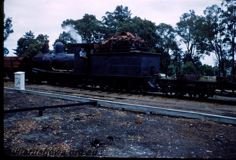 T00825
Millars Loco 61 