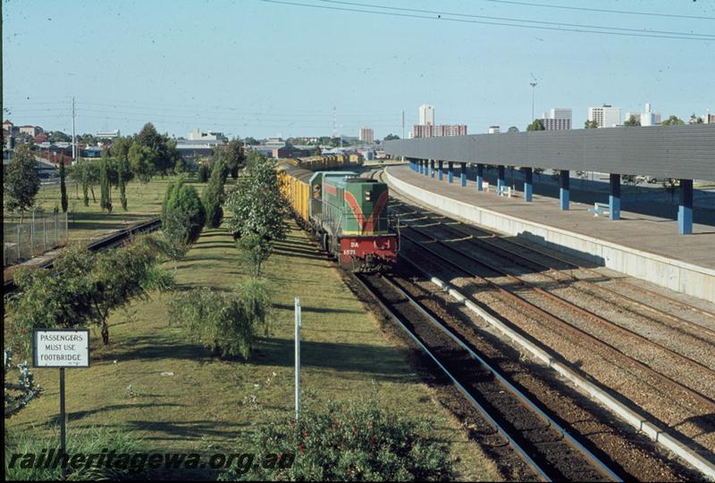 T00854
DA class 1571, East Perth Terminal, goods train
