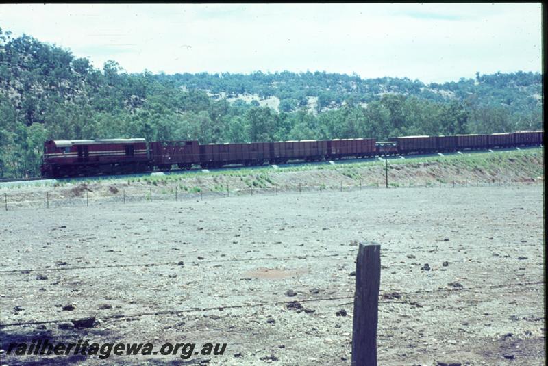 T00882
F class diesel loco, in MRWA livery, goods train
