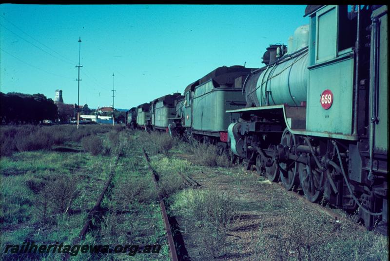 T00885
U class 659 and other U classes stowed at Midland
