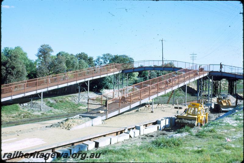 T00890
Footbridge, Success Hill, new
