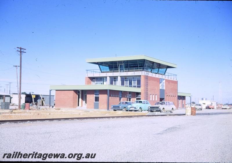 T00895
Yardmaster's Office and Control Tower ,West  Merredin
